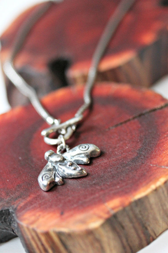 silver honeybee necklace