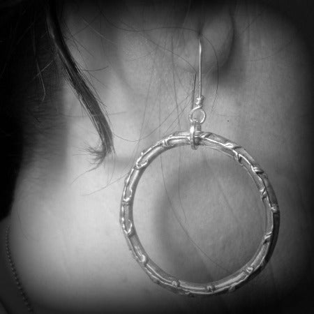 Gorgeously steadfast vine circle earrings...